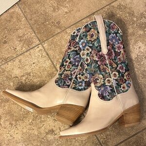 Jeffrey Campbell “Dagget” Floral Embroidered Western Boots